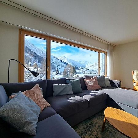 Top Modernes Apartment Im Herzen Von Andermatt Balkon & Bergblick Kültér fotó
