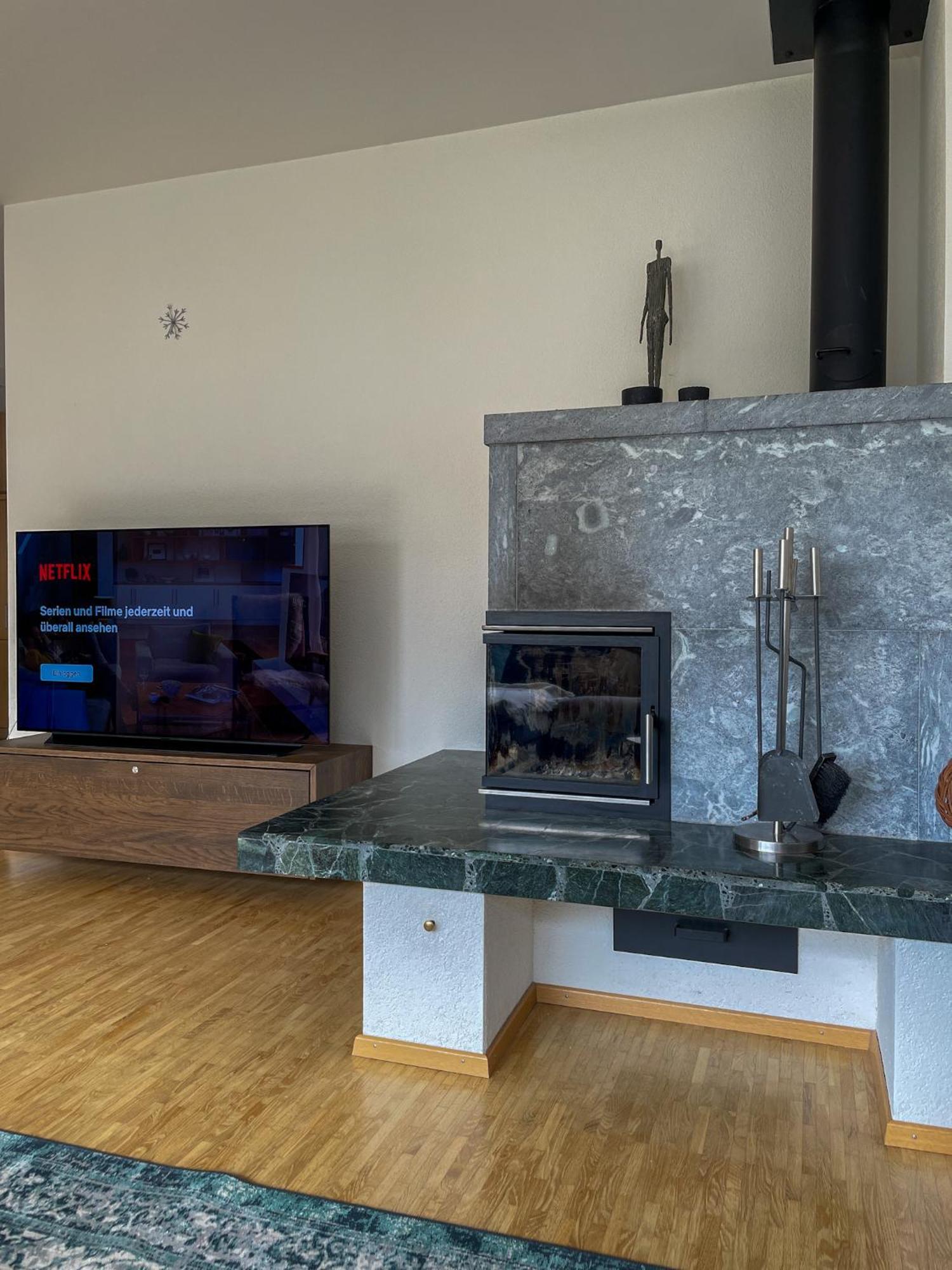 Top Modernes Apartment Im Herzen Von Andermatt Balkon & Bergblick Kültér fotó